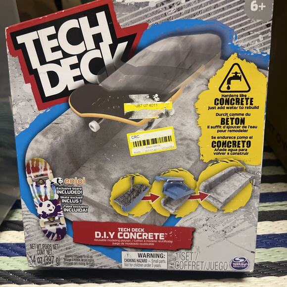 Tech Deck D.I.Y Concrete Reusable Modeling Playset - Picture 2 of 2